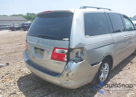 2005 Honda Odyssey Ex z USA, uszkodzony, nr VIN 5FNRL38405B039249